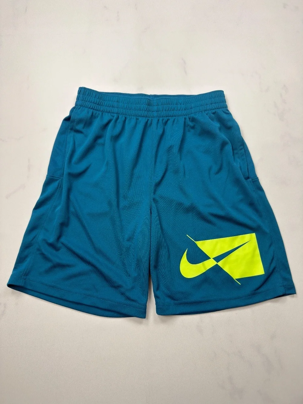 Nike Athletic Shorts Blue Dri-Fit Standard Fit - Boys Large+ Husky